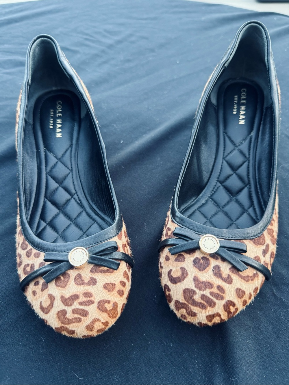 Cole Haan Tali Grand Leopard Calf Hair Wedge Pumps Bow Shoes Women's Size 7